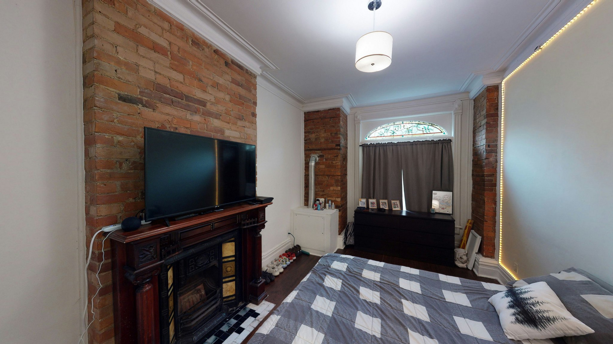 Apt 1-160 Beaconsfield Avenue, Toronto, ON, M6J 3J6 - 4