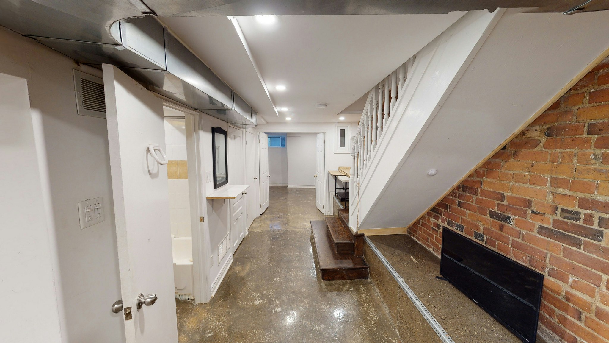 Apt 1-160 Beaconsfield Avenue, Toronto, ON, M6J 3J6 - 12