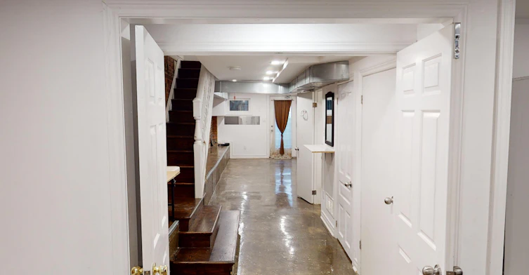 Apt 1-160 Beaconsfield Avenue, Toronto, ON, M6J 3J6 - 10