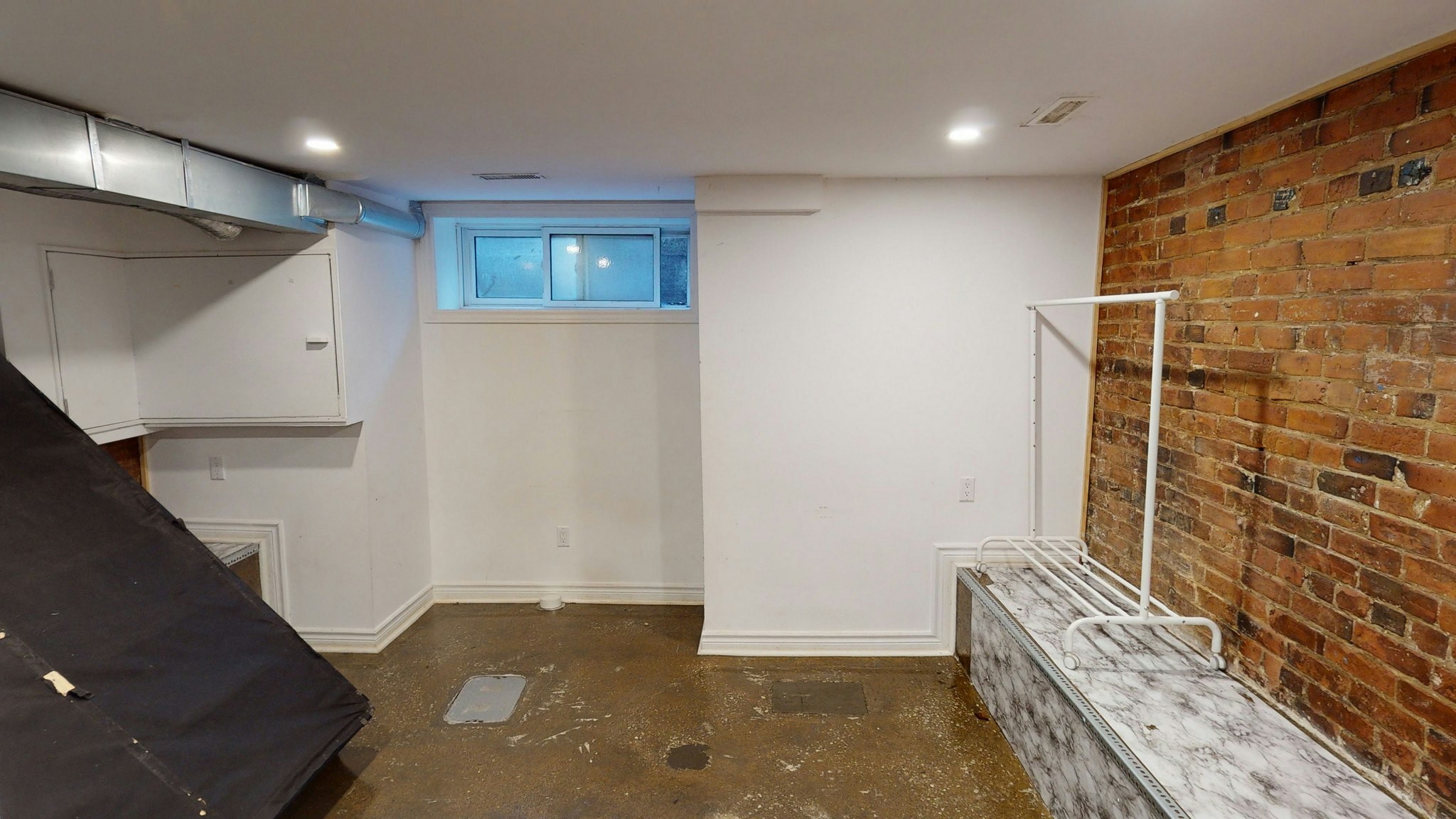 Apt 1-160 Beaconsfield Avenue, Toronto, ON, M6J 3J6 - 8