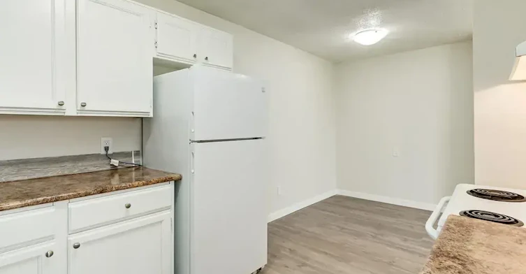 101-5339 53 Avenue, Bonnyville Town, AB, T9N 2B5 - 8