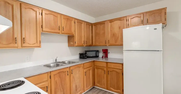 204-5339 53 Avenue, Bonnyville Town, AB, T9N 2B5 - 16