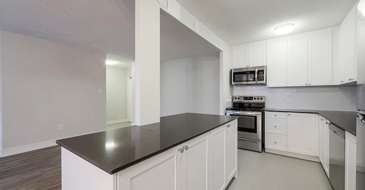 0306-75 Eastdale Avenue, Toronto, ON, M4C 5N3 - 16