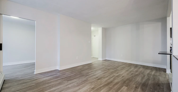 0306-75 Eastdale Avenue, Toronto, ON, M4C 5N3 - 12