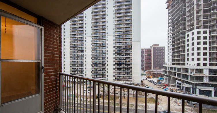 0703-75 Eastdale Avenue, Toronto, ON, M4C 5N3 - 30
