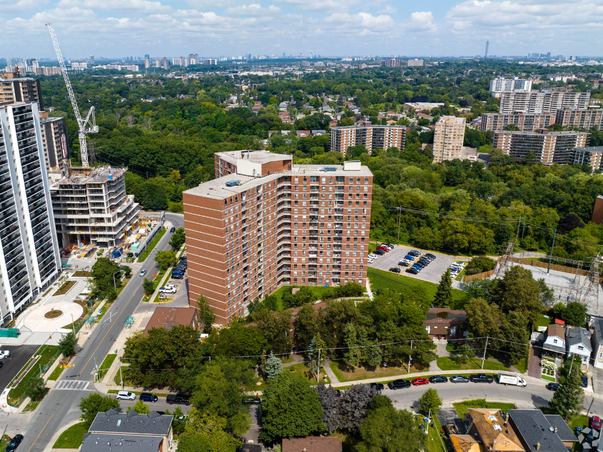 75 Eastdale Avenue, Toronto, ON, M4C 5N3 - 2