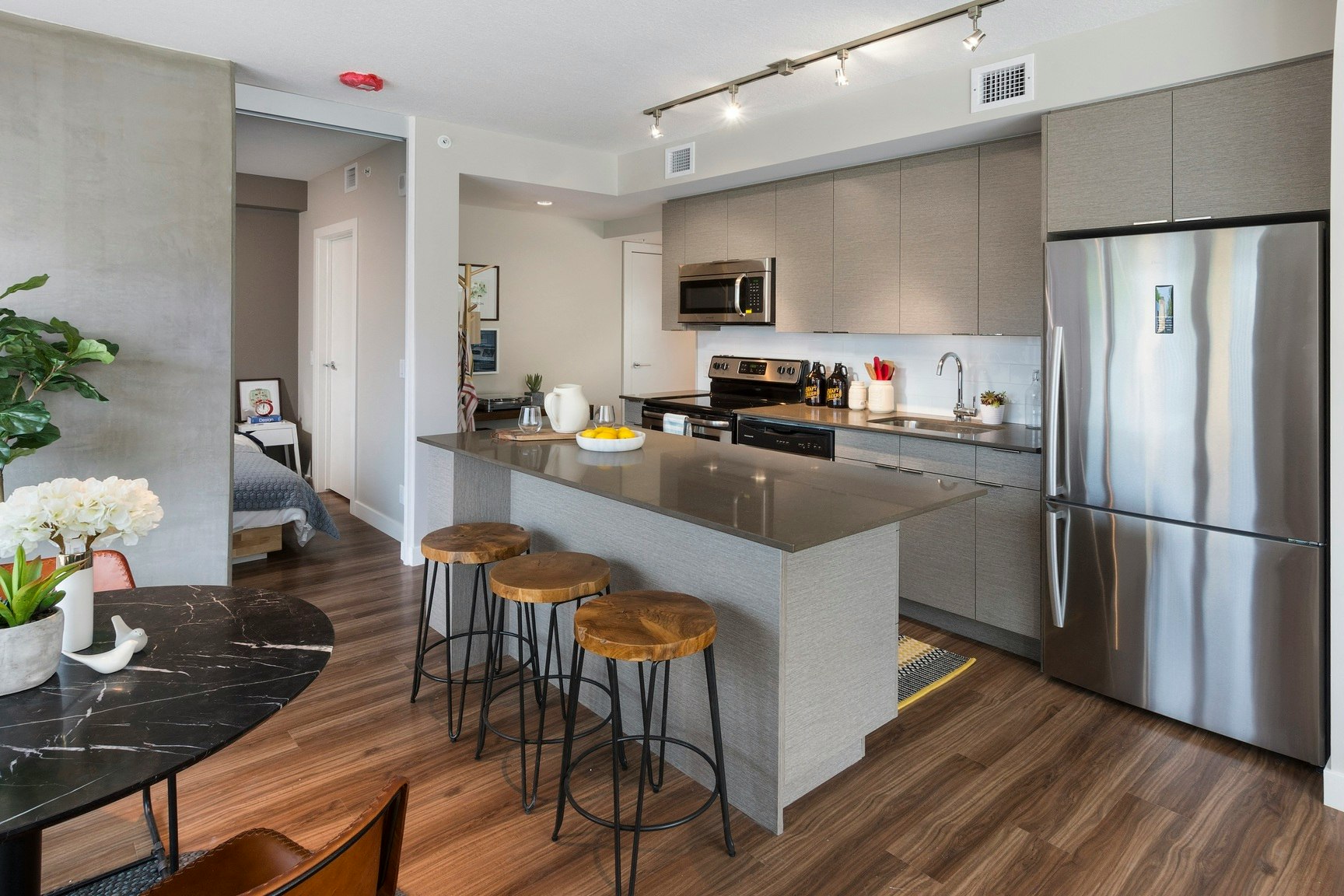 1002-1515 12th Street SW, Calgary, AB, T3C 1C7 - 11