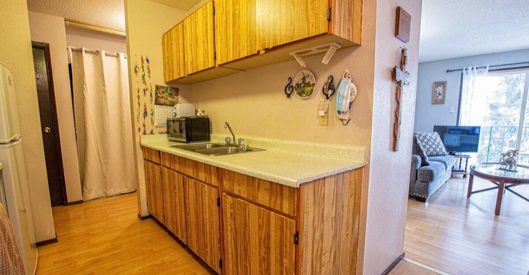 102-2035 Sullivan Avenue, Houston, BC, V0J 1Z1 - 13