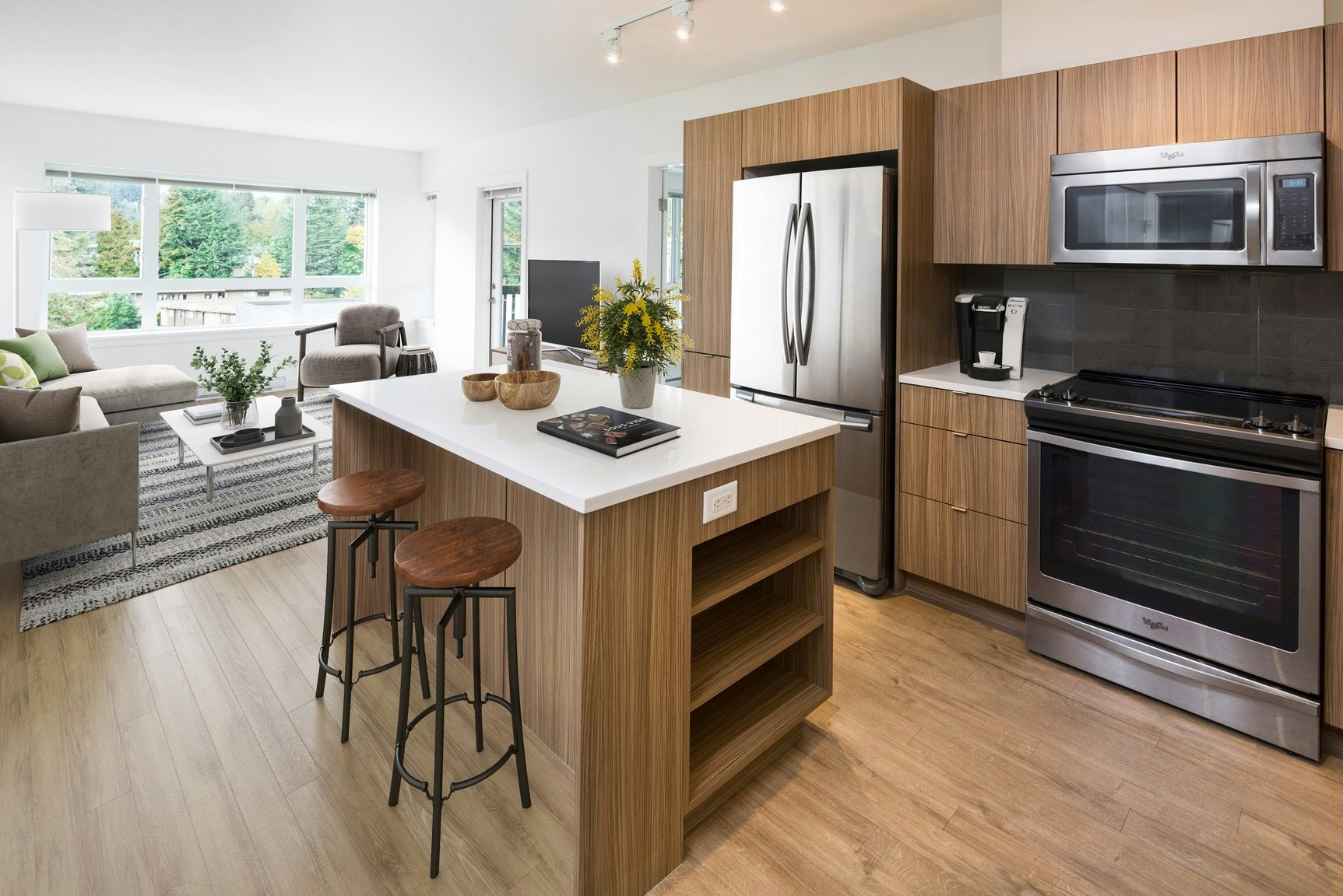 401-2151 Front Street, North Vancouver, BC, V7H 0B7 - 2