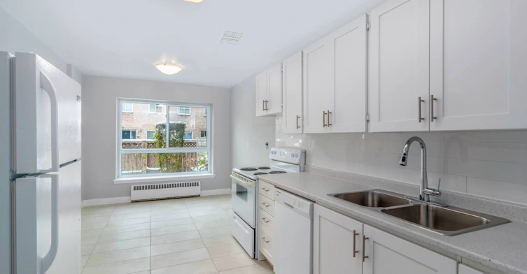 D204-2911 Bayview Avenue, Toronto, ON, M2K 1E8 - 19