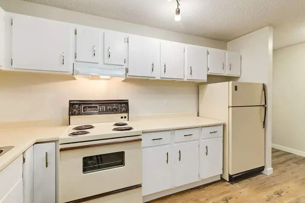 209-3902 50 Avenue, Bonnyville Town, AB, T9N 1C8 - 5
