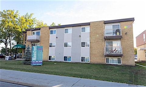 10408 155 Avenue NW, Edmonton, AB, T5X 4G6