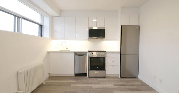 1-272 Birmingham Street, Toronto, ON, M8V 2E4 - 2