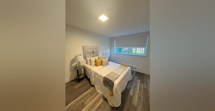 1051 Victoria Park Avenue, Toronto, ON, M4B 2J7 - 7