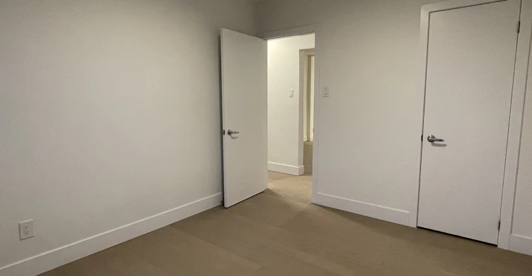 1051 Victoria Park Avenue, Toronto, ON, M4B 2J7 - 15