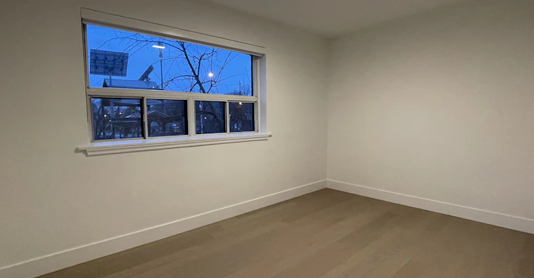 1051 Victoria Park Avenue, Toronto, ON, M4B 2J7 - 16