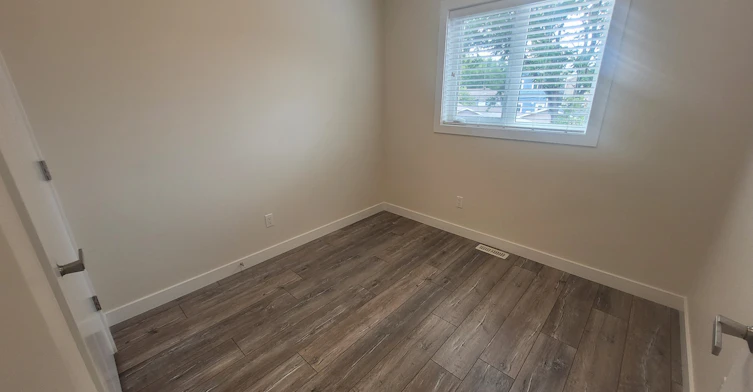 1616B Alexandra Avenue, Saskatoon, SK, S7K 3C3 - 4