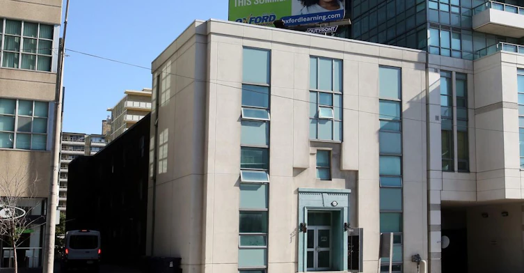 44-196 Eglinton Avenue East, Toronto, ON, M4P 1K2 - 2