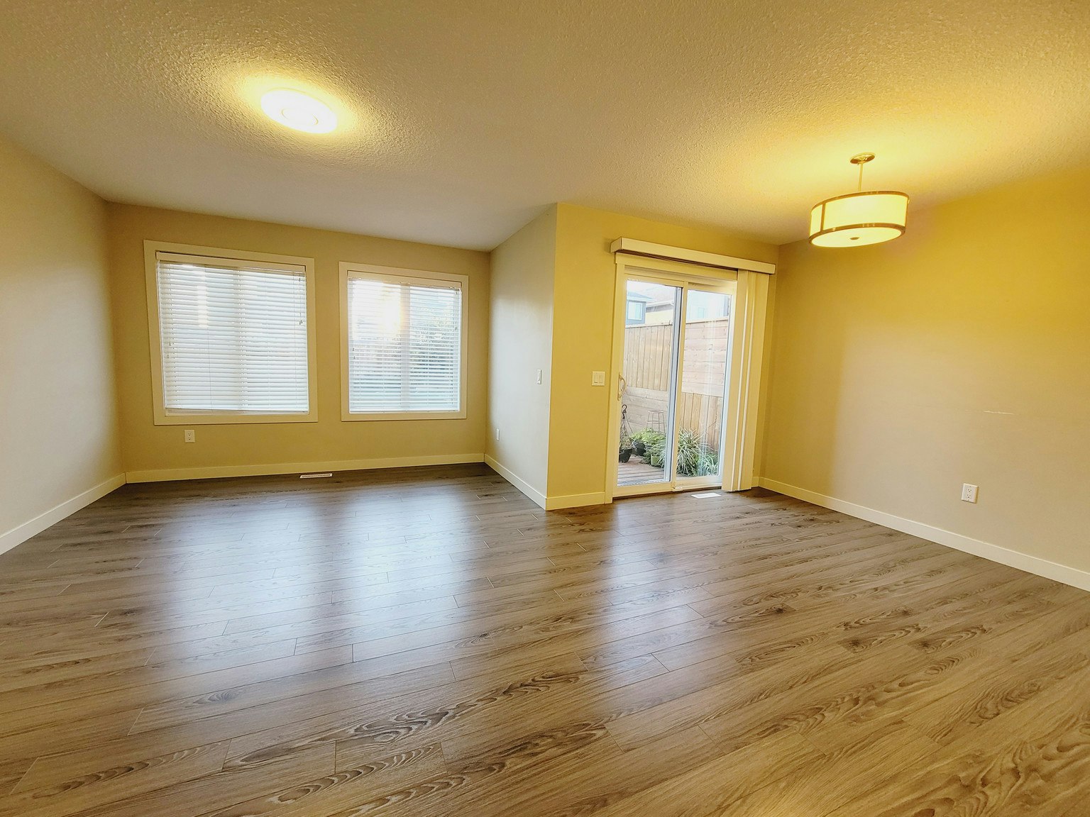 1724 167 Street SW, Edmonton, AB, T6W 3C5 - 6