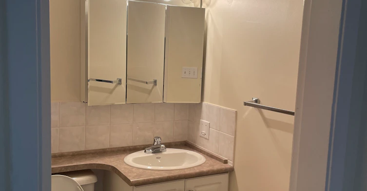 405-150 21st Street, West Vancouver, BC, V7V 4A3 - 4