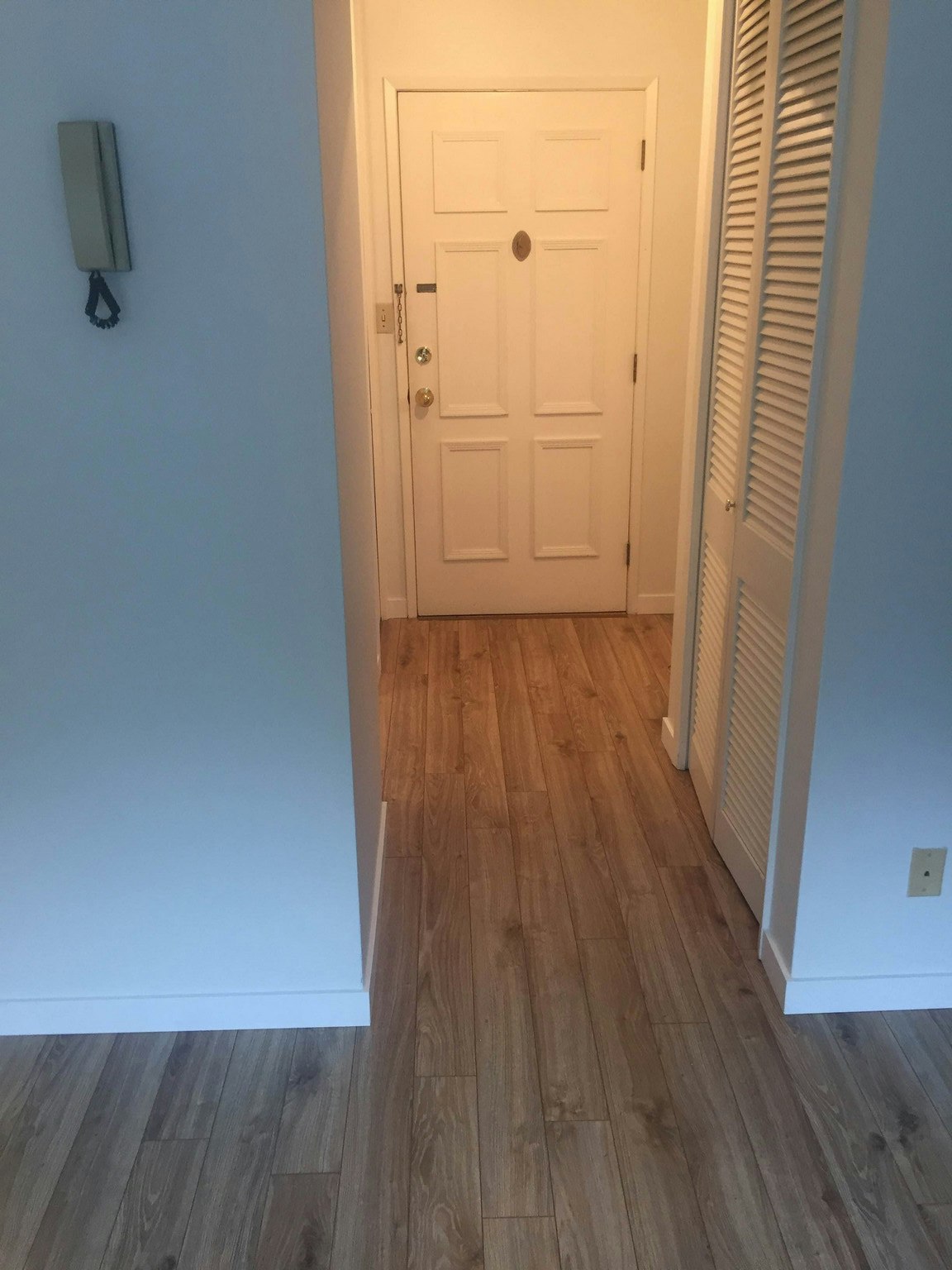 105-150 21st Street, West Vancouver, BC, V7V 4A3 - 2