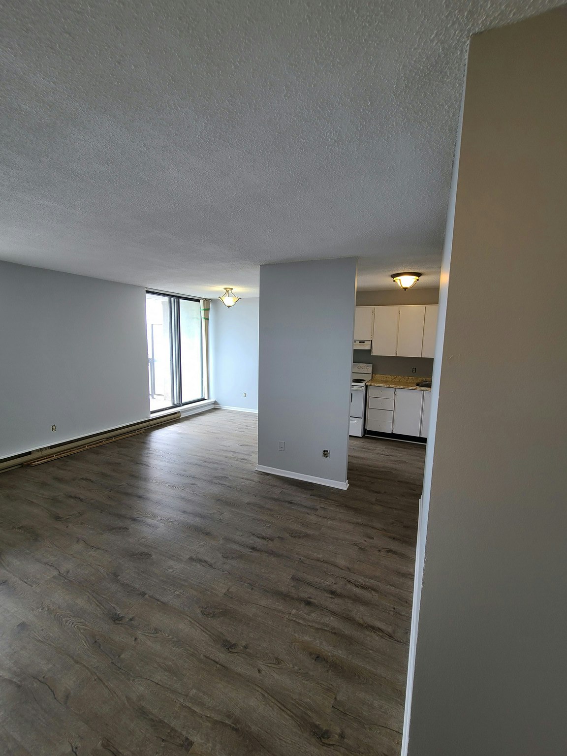 202-440 Gloucester, Ottawa, ON, K1R 7T8 - 3