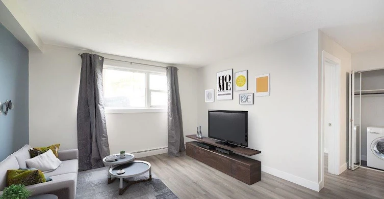 101-10812 111 Street NW, Edmonton, AB, T5H 3G4 - 14