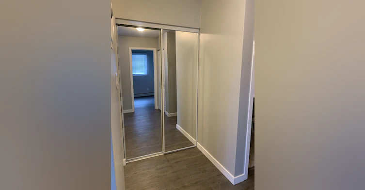 101-10812 111 Street NW, Edmonton, AB, T5H 3G4 - 17