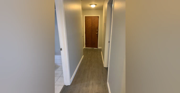 101-10812 111 Street NW, Edmonton, AB, T5H 3G4 - 22