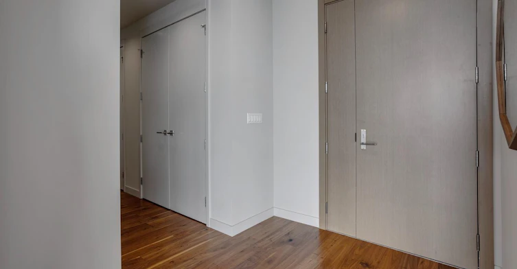 4704-10360 102 Street, Edmonton, AB, T5J 4Y8 - 3