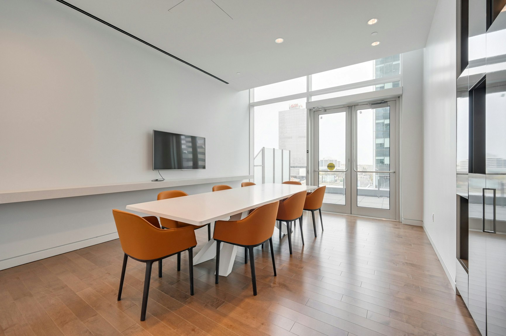 10360 102 Street, Edmonton, AB, T5J 4Y8 - 6