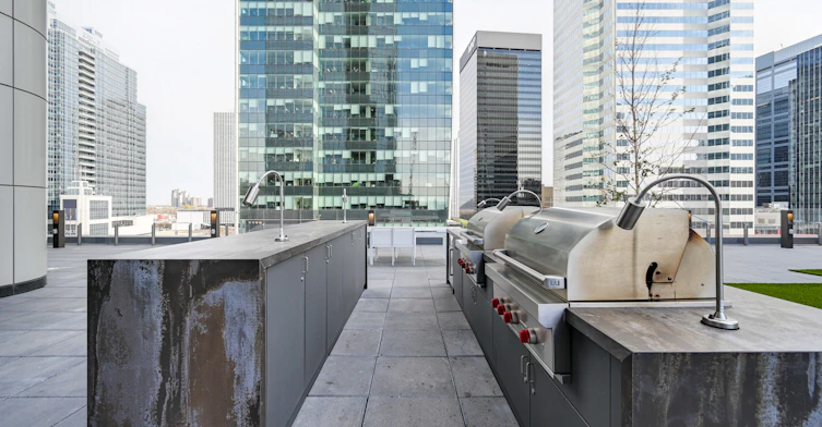 10360 102 Street, Edmonton, AB, T5J 4Y8 - 9