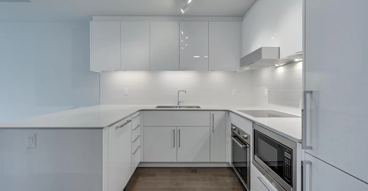 10360 102 Street, Edmonton, AB, T5J 4Y8 - 17