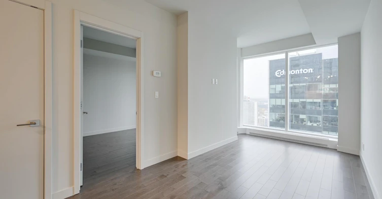 10360 102 Street, Edmonton, AB, T5J 4Y8 - 22