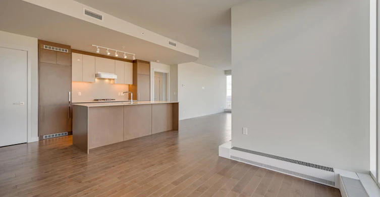 3901-10360 102 Street, Edmonton, AB, T5J 4Y8