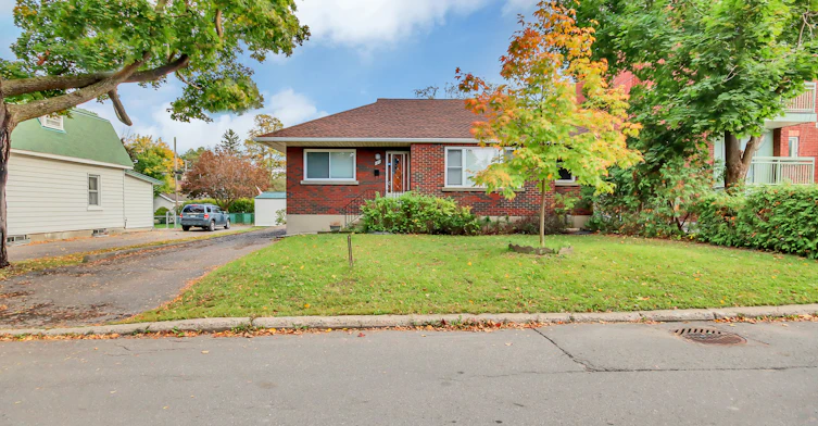 1-1372 Summerville Avenue, Ottawa, ON, K1Z 8H1 - 2