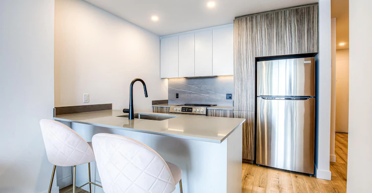 306-6500 Hutchison Rue, Montréal, QC, H2V 0B9 - 9