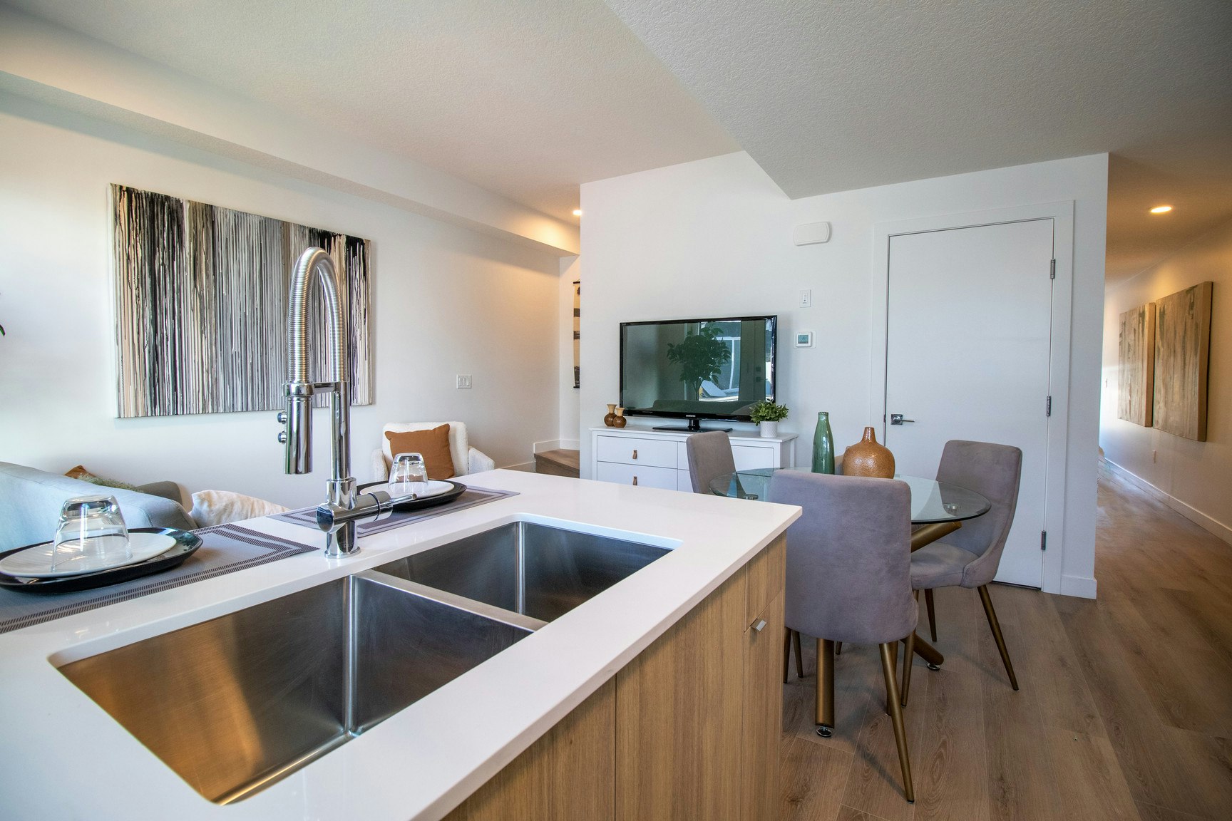 210-6527 36th Avenue NW, Calgary, AB, T3B 1T6 - 14