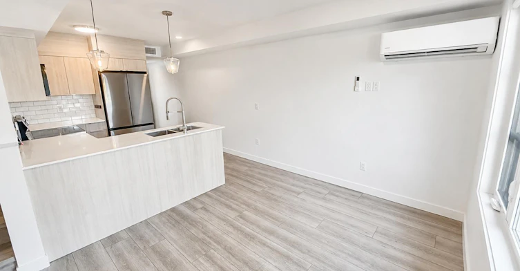 120-6527 36th Avenue NW, Calgary, AB, T3B 1T6