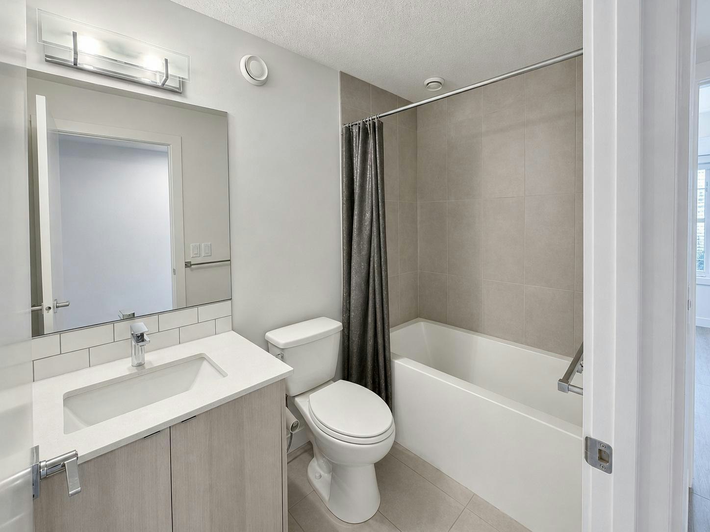 120-6527 36th Avenue NW, Calgary, AB, T3B 1T6 - 5