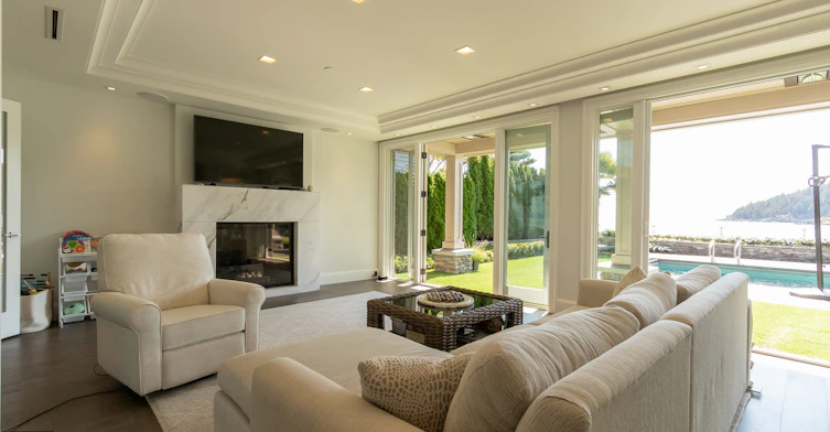 4460 Ross Crescent, West Vancouver, BC, V7W 1B2 - 3