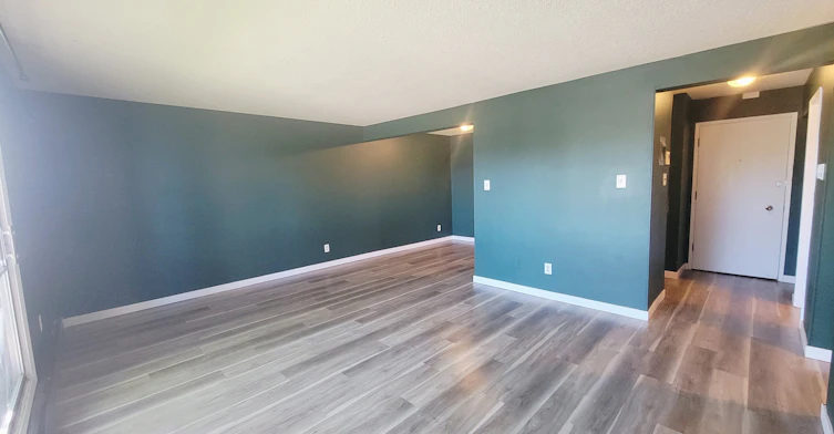 205-10140 156 Street NW, Edmonton, AB, T5P 2P9 - 7