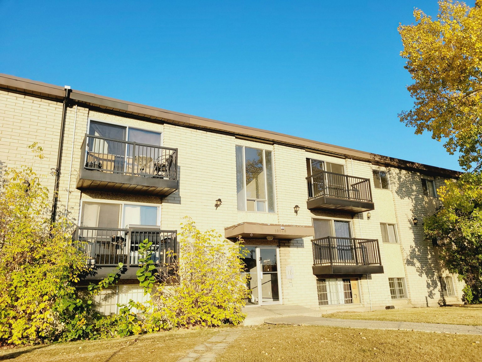 101-10140 156 Street NW, Edmonton, AB, T5P 2P9