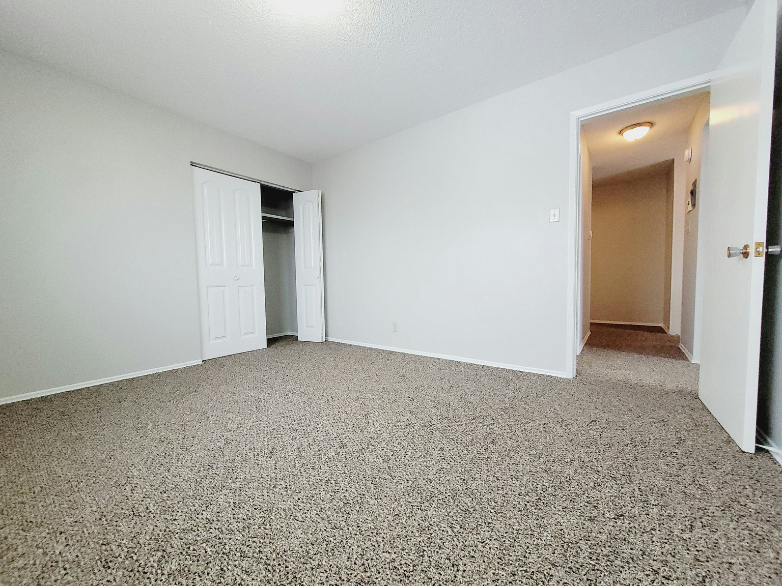 101-10140 156 Street NW, Edmonton, AB, T5P 2P9 - 9
