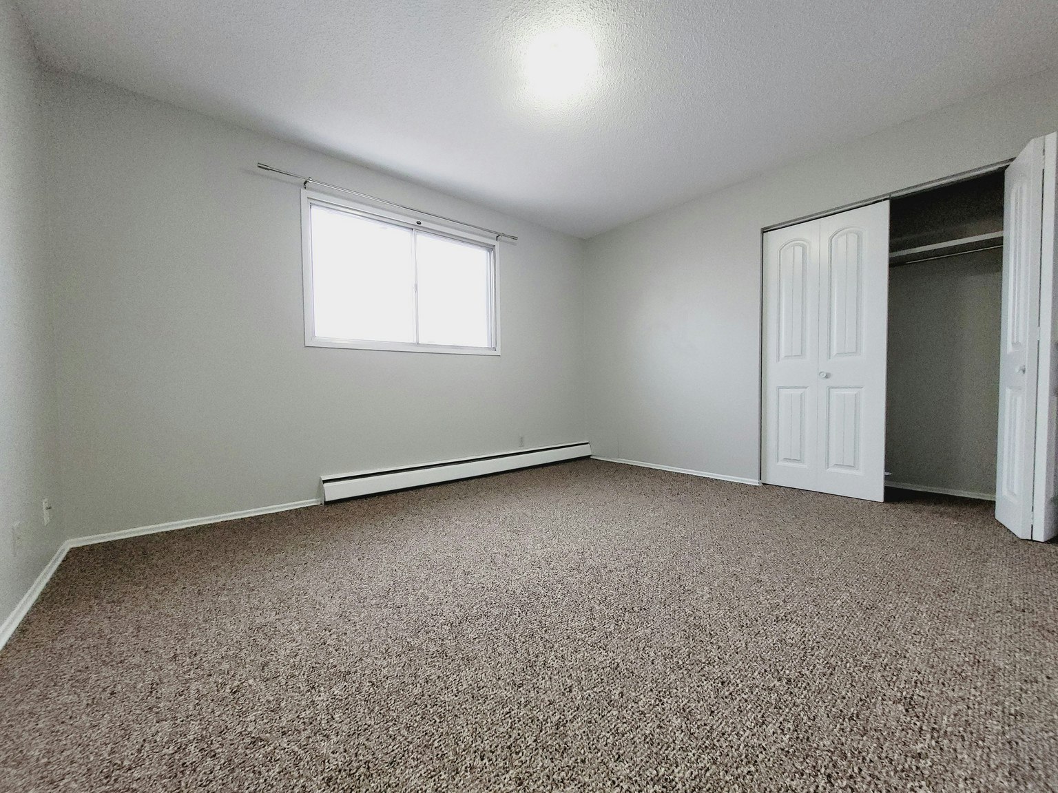 101-10140 156 Street NW, Edmonton, AB, T5P 2P9 - 10