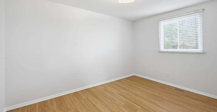 7922 Decarie Drive, Ottawa, ON, K1C 2K3 - 9