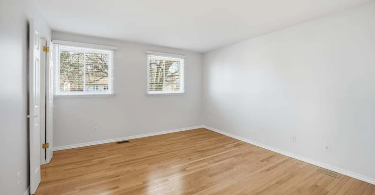 7922 Decarie Drive, Ottawa, ON, K1C 2K3 - 6