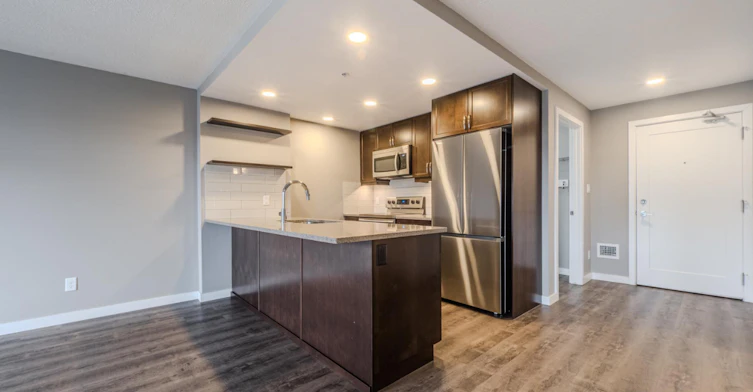 Melrose III-722 43a Avenue NW, Edmonton, AB, T6T 2K5