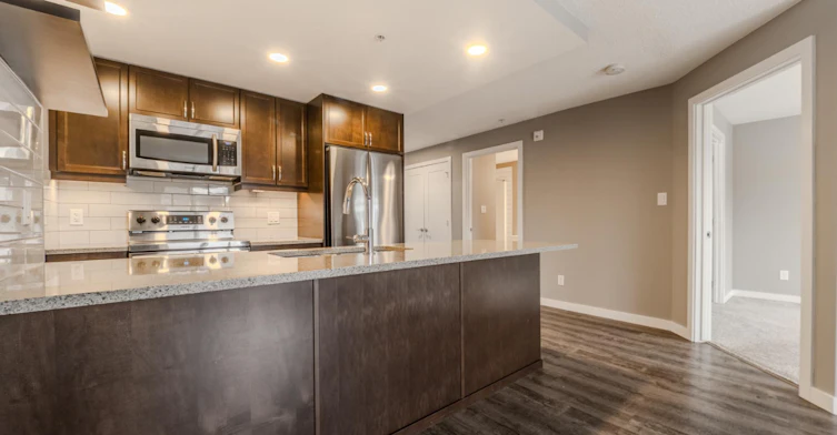 Melrose III-722 43a Avenue NW, Edmonton, AB, T6T 2K5 - 4