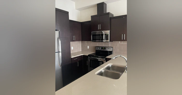 15709 139 Street, Edmonton, AB, T6V 0C6 - 11
